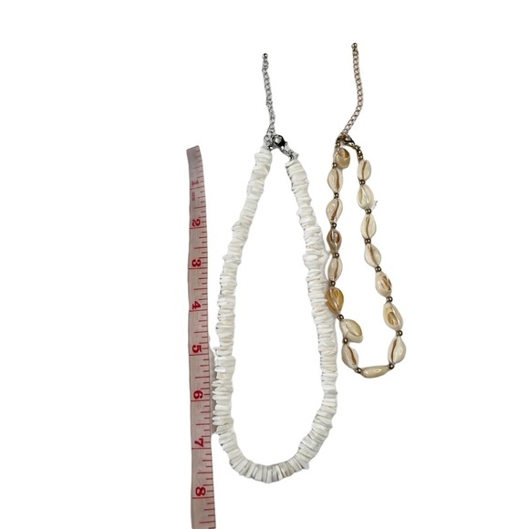 New In Box 2 in 1 Puka Chip & Cowrie Shell Necklaces - Picture 6 of 6
